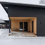 Pajunkissa With Jacuzzi And Sauna *