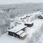 Pajunkissa With Jacuzzi And Sauna فيلة
