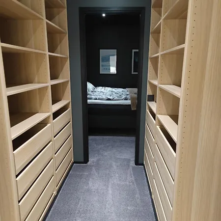 Pajunkissa With Jacuzzi And Sauna ヴィラ ロヴァニエミ