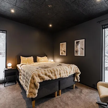 Willa Pajunkissa With Jacuzzi And Sauna