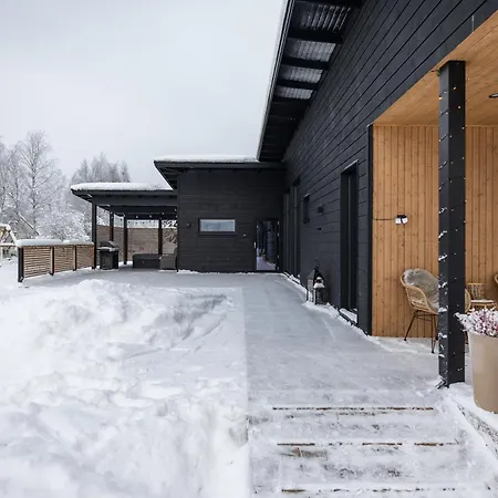 Pajunkissa With Jacuzzi And Sauna