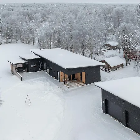 Pajunkissa With Jacuzzi And Sauna Villa