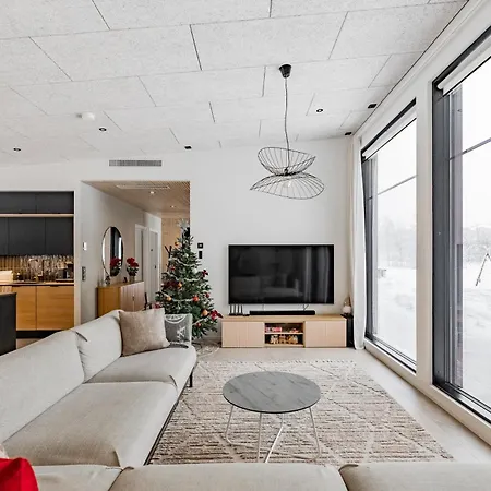 Pajunkissa With Jacuzzi And Sauna Rovaniemi