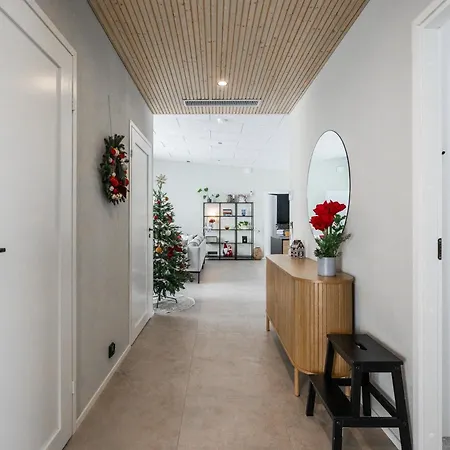 Pajunkissa With Jacuzzi And Sauna